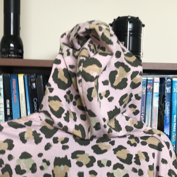 Show Me Your Mumu  Cheetah Kit Hoodie /Sweatshirt Sz M - Picture 6 of 8